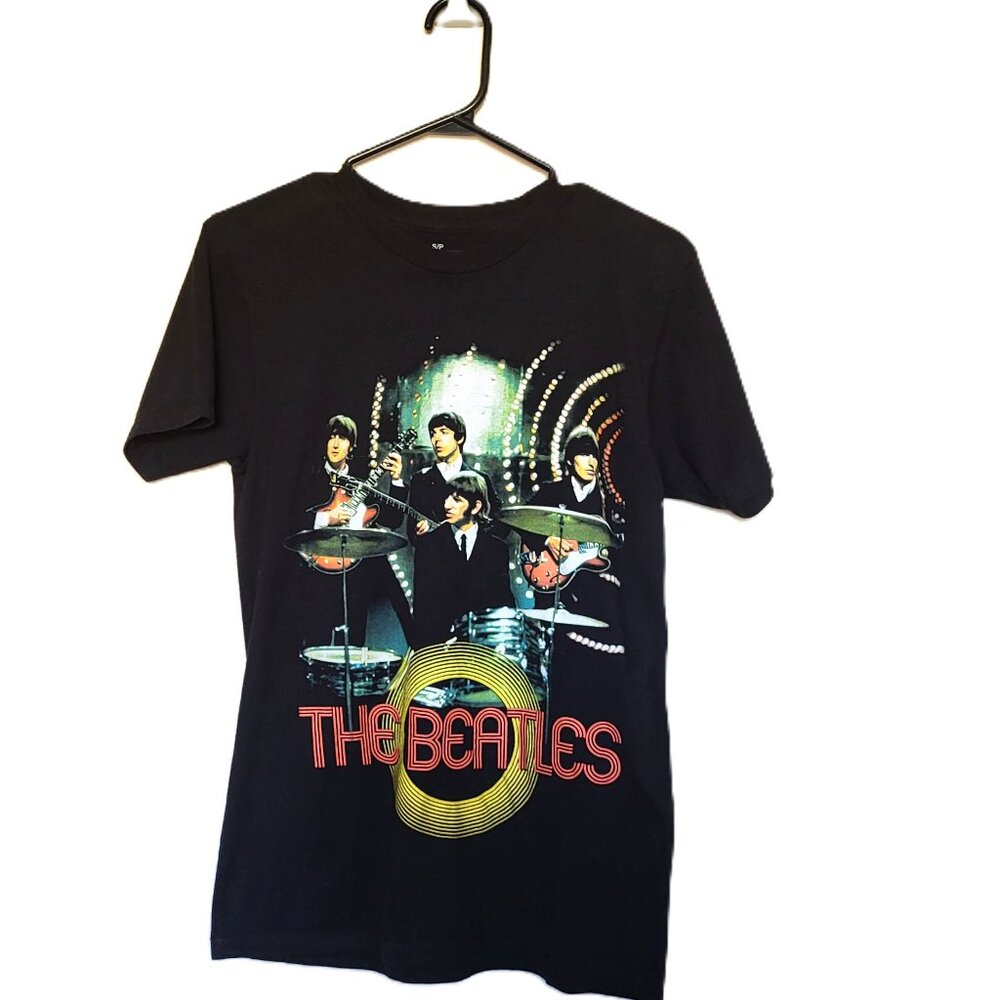 THE BEATLES Black T-Shirt Retro 60's Band Performing Size Small